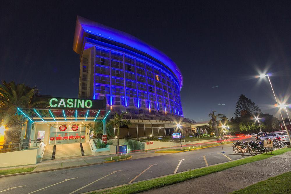 Howard Johnson Plaza Resort & Casino Mayorazgo Paraná Extérieur photo Casino Marina del Sol