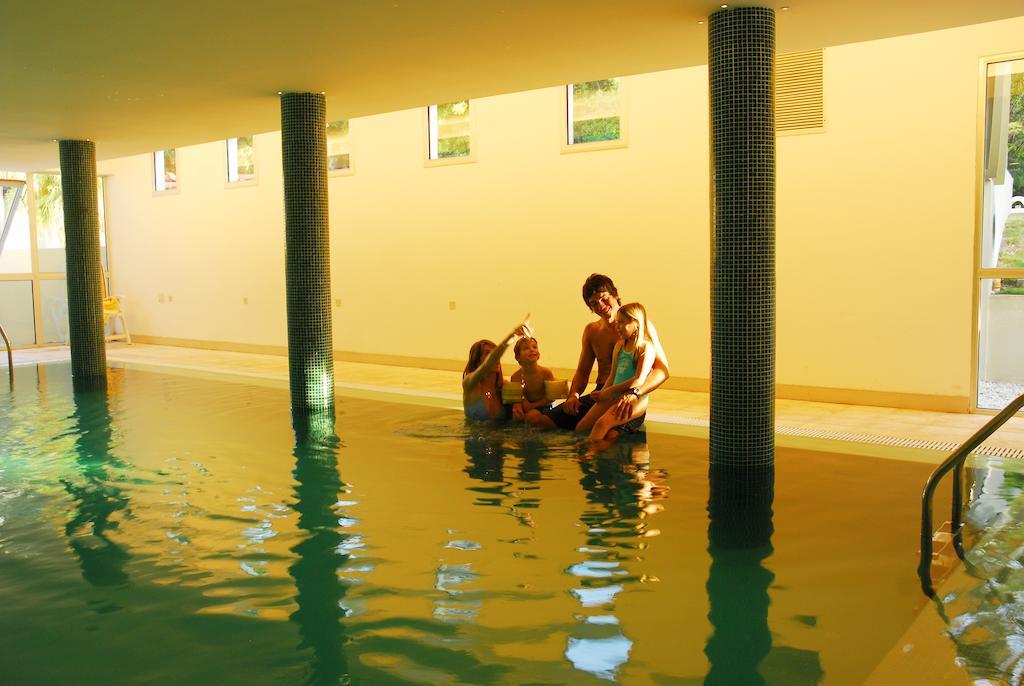 Howard Johnson Plaza Resort & Casino Mayorazgo Paraná Extérieur photo The swimming pool at the hotel